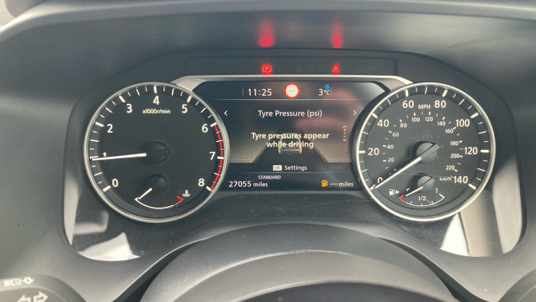 Nissan Qashqai 1.3 DiG-T MH Acenta Premium 5dr Petrol Hatchback